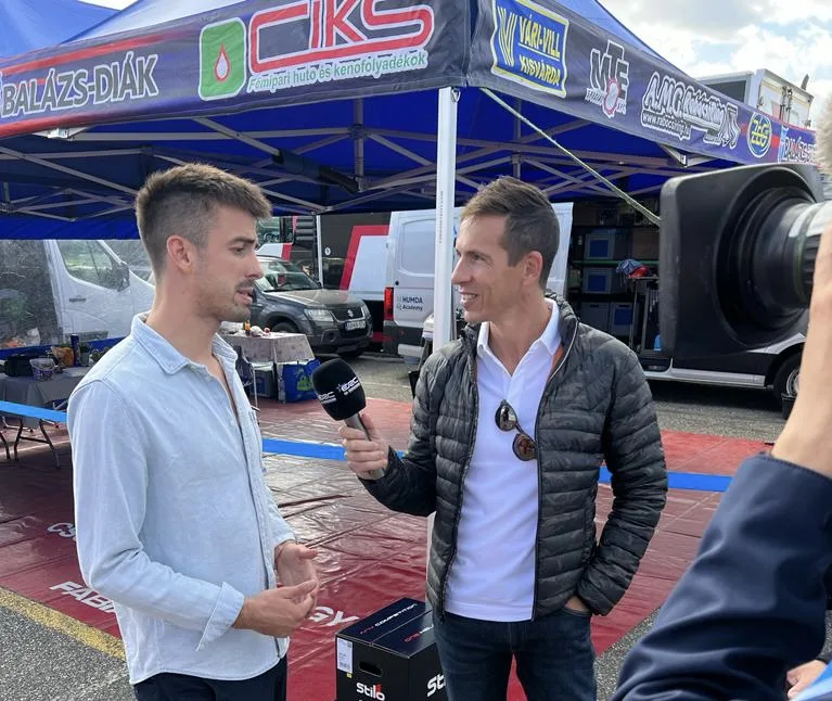 Nyolcszoros világbajnok a fedélzeten!